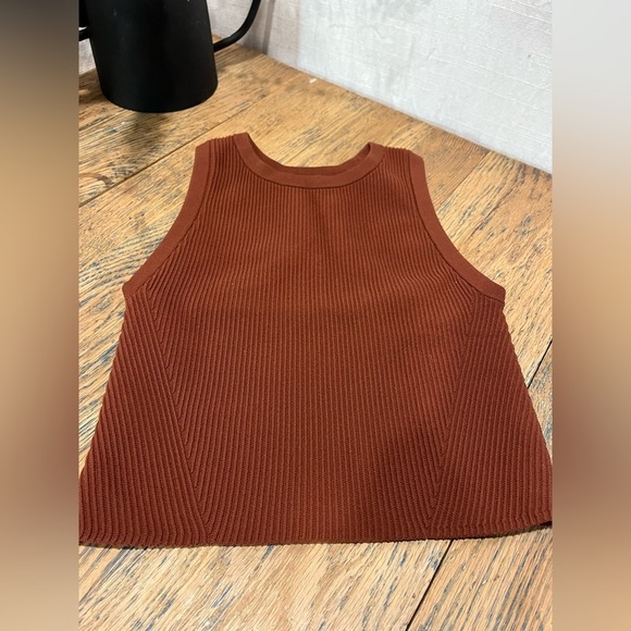 CUTS Women’s Ribbed Cropped Tank Top – Rust Brown – Size S - Picture 5 of 9